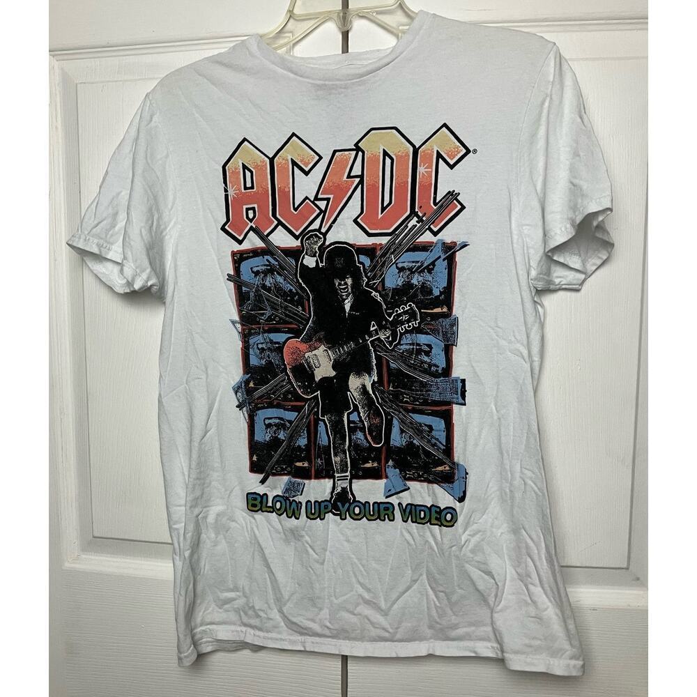 ACDC T-Shirt White Blow Up Your Video Guitar Graphic Crew Neck Size Medium